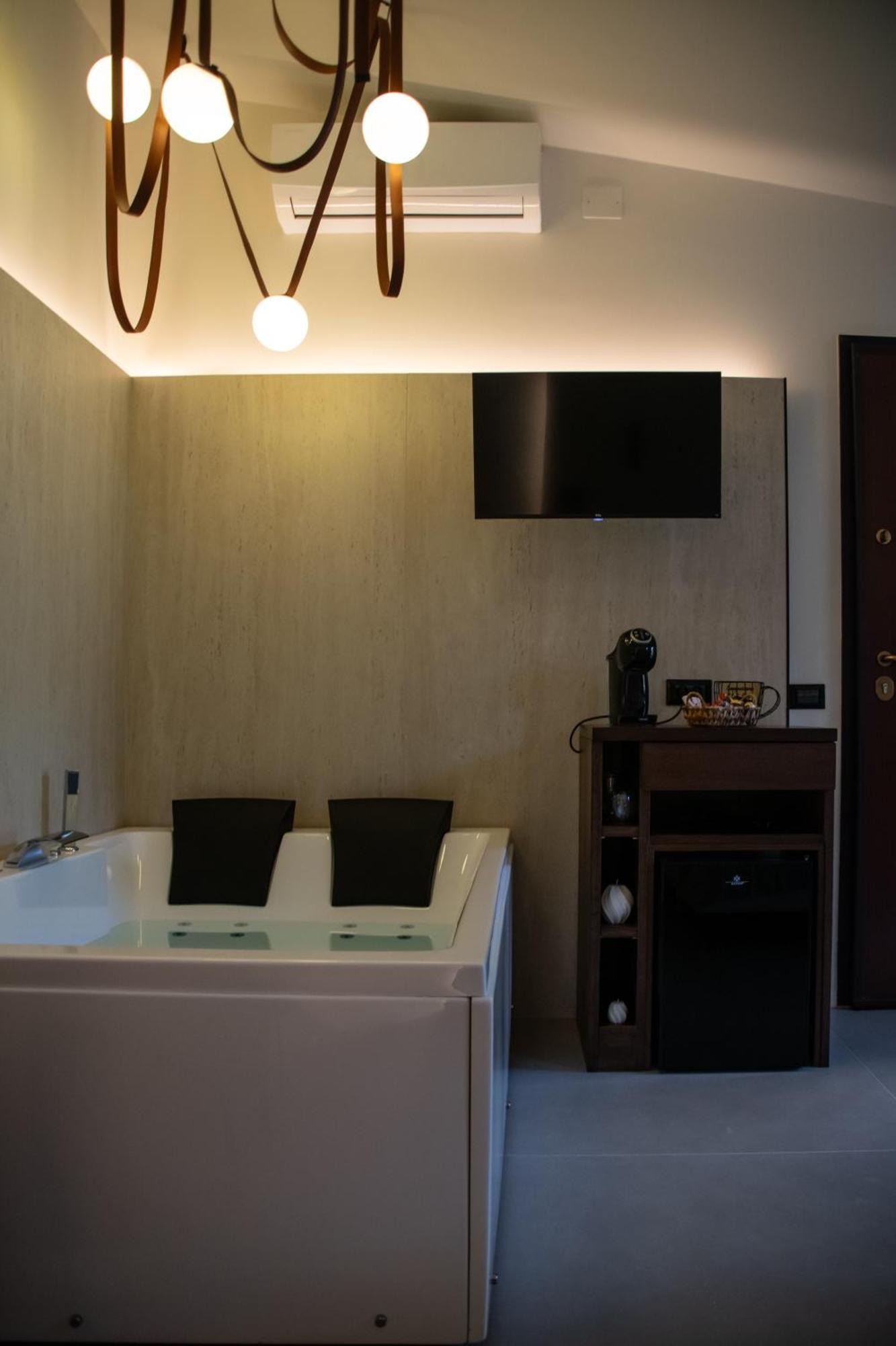 Real Suite Spa Палермо Экстерьер фото